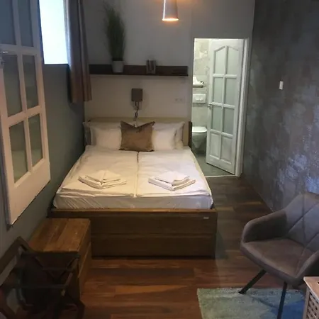 Terrace Premium Belvaros Jacuzzival Lejlighed *