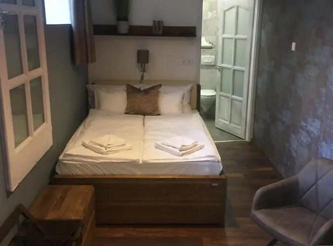 Terrace Premium Belvaros Jacuzzival 아파트 *