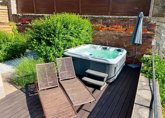 Terrace Premium Belvaros Jacuzzival 아파트 베스프렘